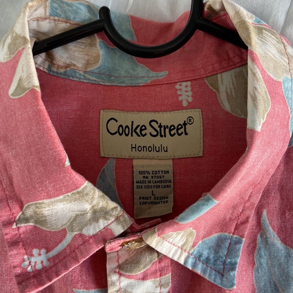 Sold-Set of 3- Cooke Street Honolulu Hawaiian Shirts-Large - Picture 4 of 16